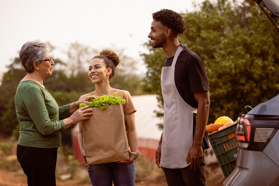 Vente directe de légumes chez un couple de producteurs